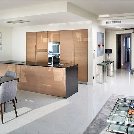 Penthouse La Californie