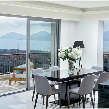 Penthouse La Californie *